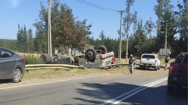 Volcamiento de camión dejó dos víctimas fatales en el Maule