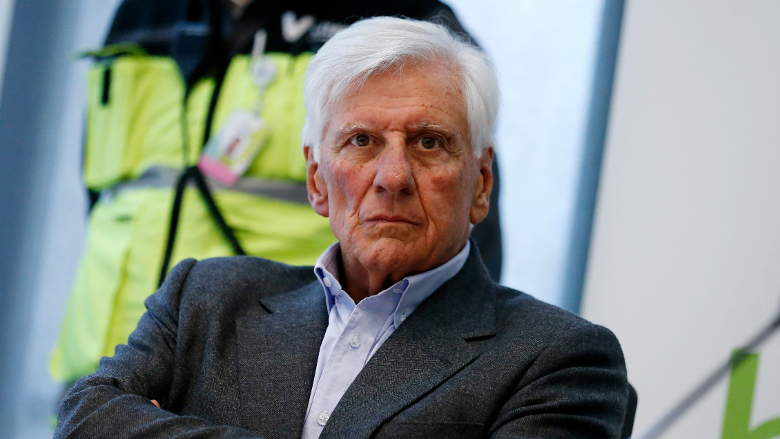 Las pruebas de cientos de depósitos y una cuenta con 2.300 millones de pesos que complican al exalcalde de Vitacura