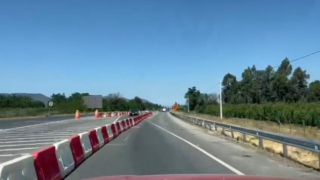Establecen desvíos en Ruta 90 en sector Manantiales-Placilla en O'Higgins
