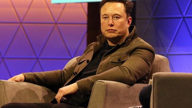 Elon Musk dice ahora que dimitirá cuando encuentre a quien lo sustituya
