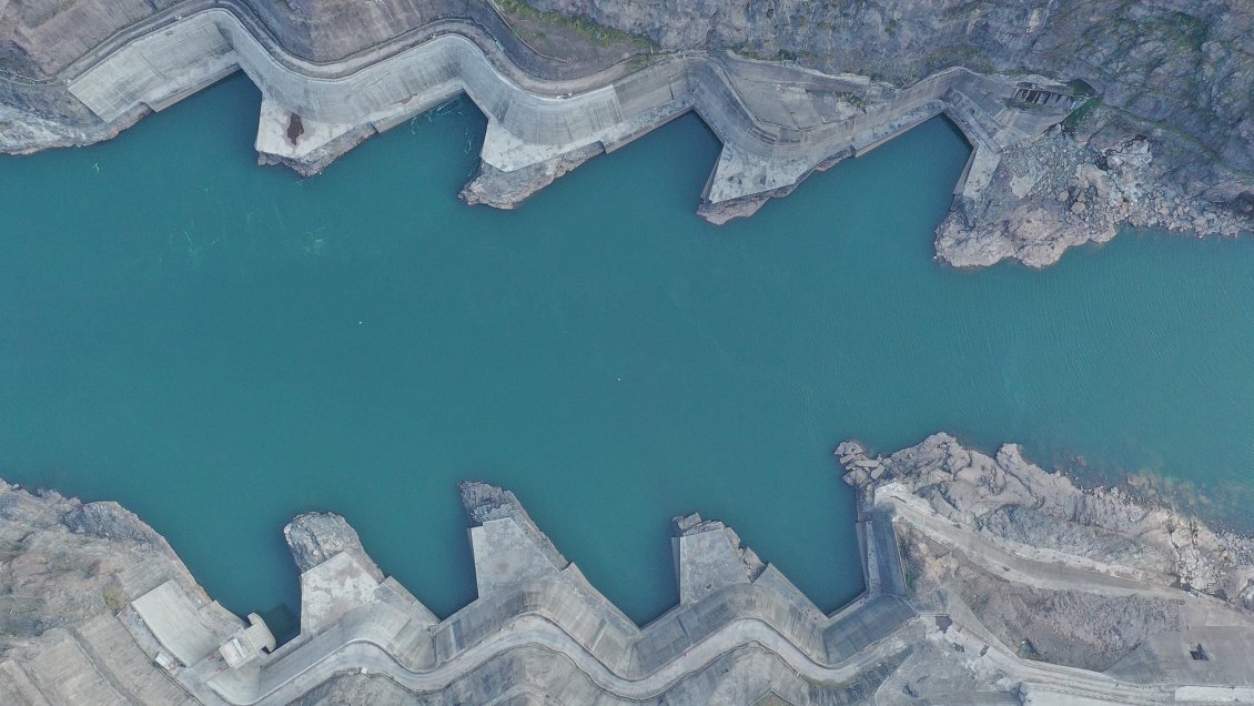 China construye corredor de energía limpia más grande del mundo