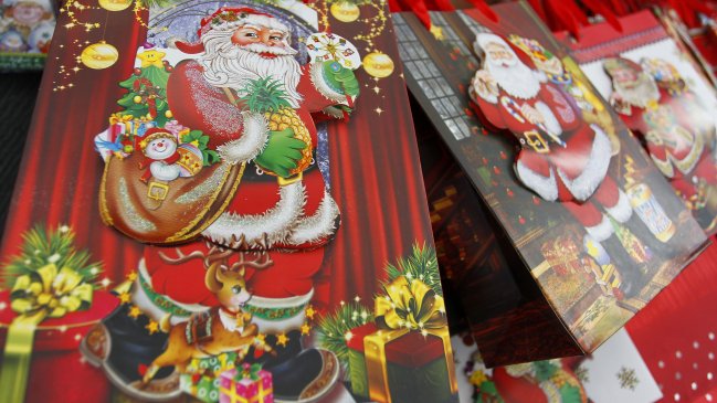   Bomberos lanzó campaña para llevar regalos de Navidad a los niños afectados por el incendio en Viña 