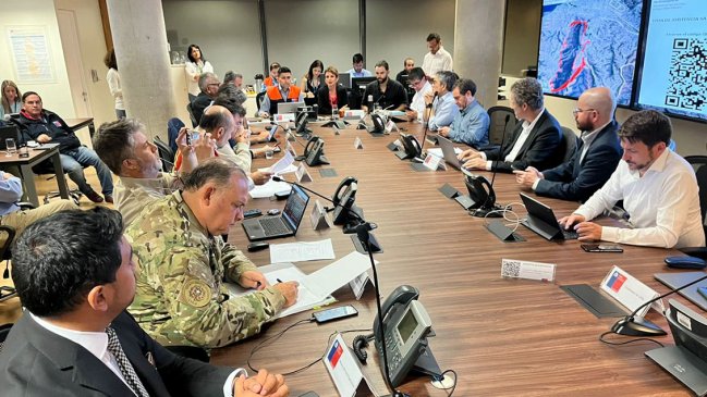 Gobierno declaró estado de catástrofe por incendio forestal que consume al menos 110 hectáreas en Viña del Mar