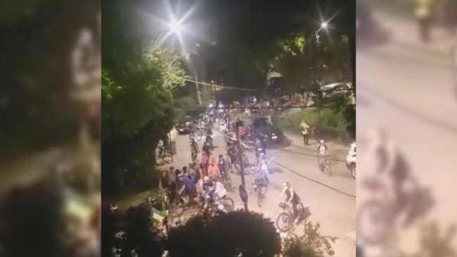 Ciclistas causaron incidentes en sedes de partidos y casa de Cristián Warnken, de Amarillo