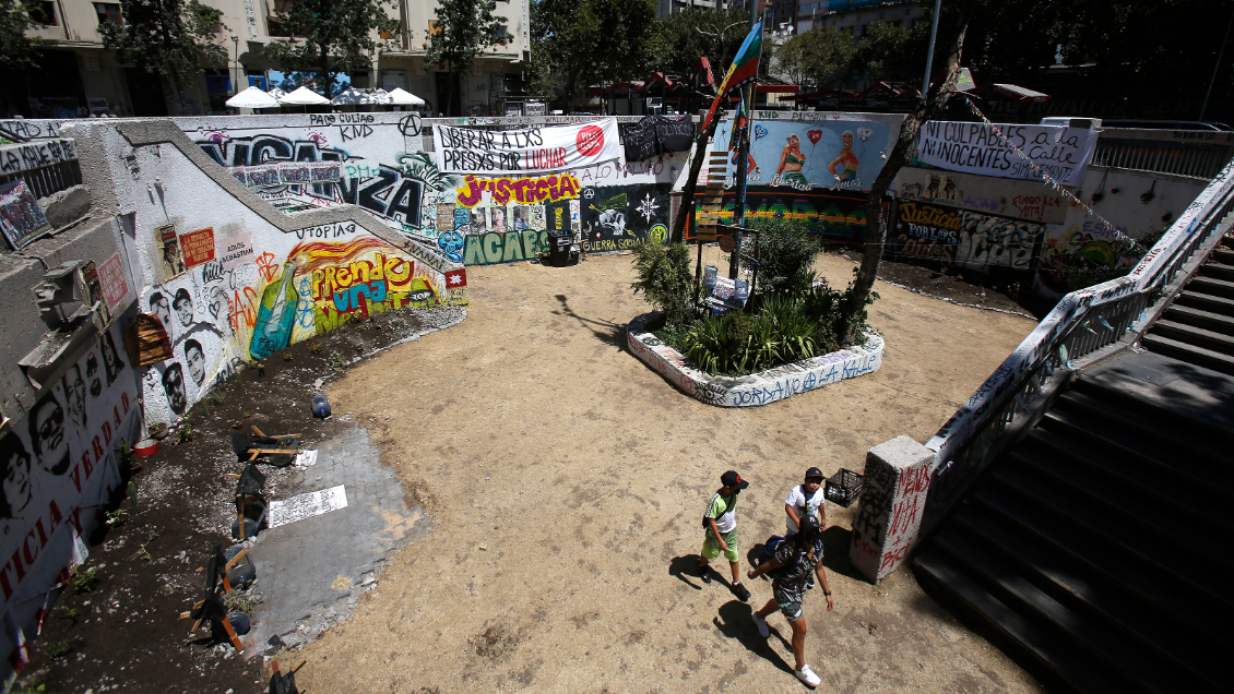 RN y Matthei rechazan instauración de un memorial del estallido en la entrada del Metro Baquedano