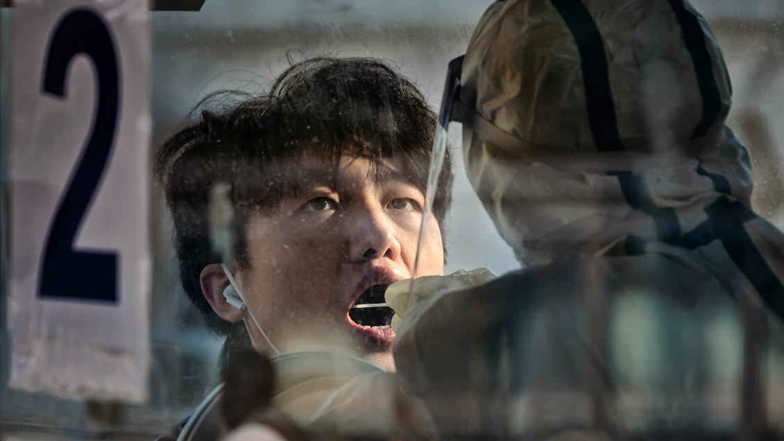 Estados Unidos exigirá test negativo de Covid-19 a viajeros provenientes de China