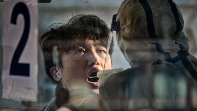 Estados Unidos exigirá test negativo de Covid-19 a viajeros provenientes de China