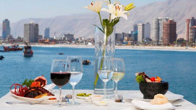 Iquique: Por deficiencias sanitarias prohíben funcionamiento de cocinas de hoteles Terrado Suite y Gavina