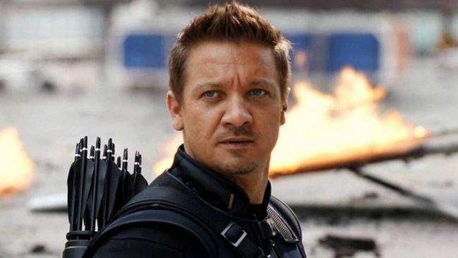 Parte médico de Jeremy Renner indica cirugía por traumatismo torácico tras accidente