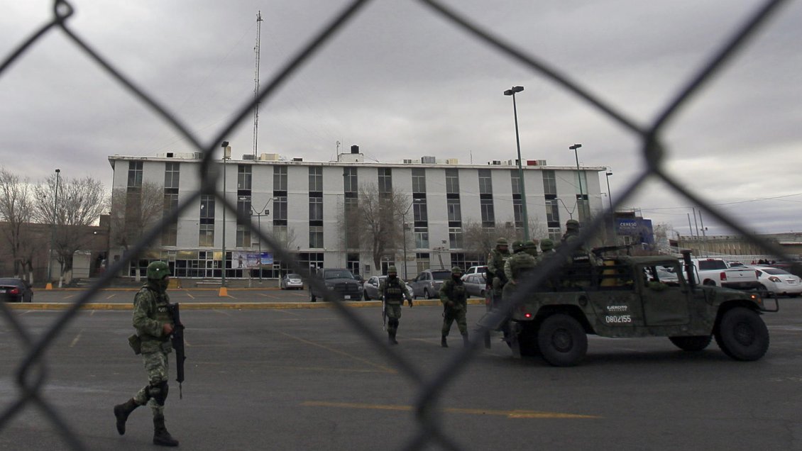 Motín en cárcel del norte de México dejó 17 muertos y cinco detenidos