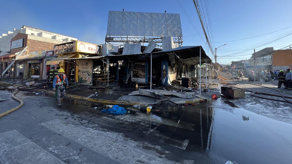 Incendio afectó a 14 locales y oficinas y a la casa parroquial en San Vicente