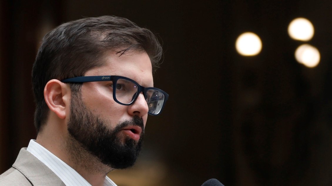 Encuesta CEP: Aprobación al Gobierno bajó de 32 a 24%, desaprobación subió de 49 a 61%