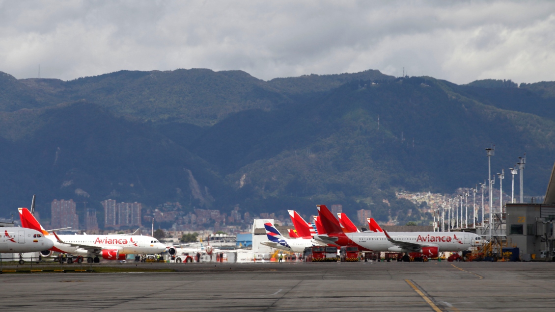 Encuentran dos cadáveres en un avión de Avianca que llegó de Chile a Bogotá