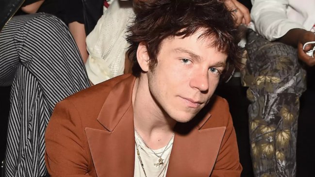 Vocalista de Cage the Elephant, Matt Shultz, es detenido por posesión de armas