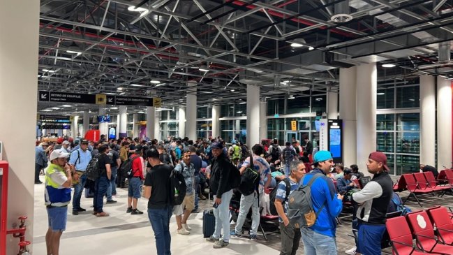 Hombre dijo que portaba bomba en vuelo desde Iquique a Santiago: Fue detenido