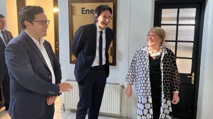   Expresidenta Michelle Bachelet se reunió con representantes del Partido Liberal 
