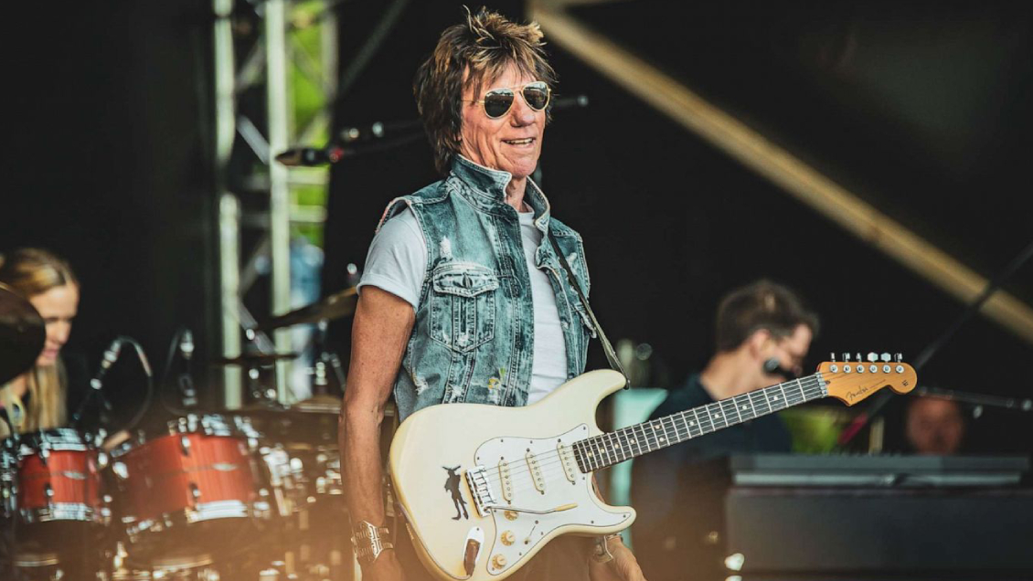 Jeff Beck, legendario guitarrista del rock, muere a los 78 años