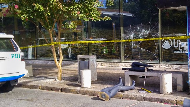 Desvistió hasta a los maniquíes: Delincuente realizó millonario robo a tienda de ropa deportiva en Curicó