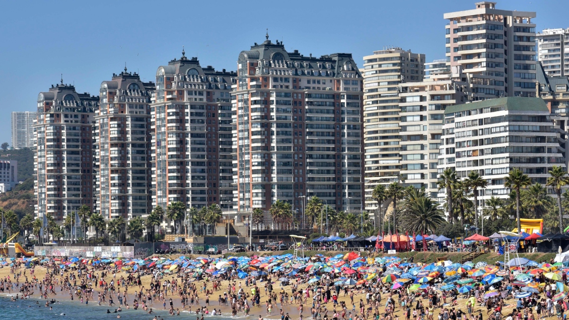 Camping, hostal, hotel o departamento: ¿Cuál es la mejor opción para vacacionar en Chile?