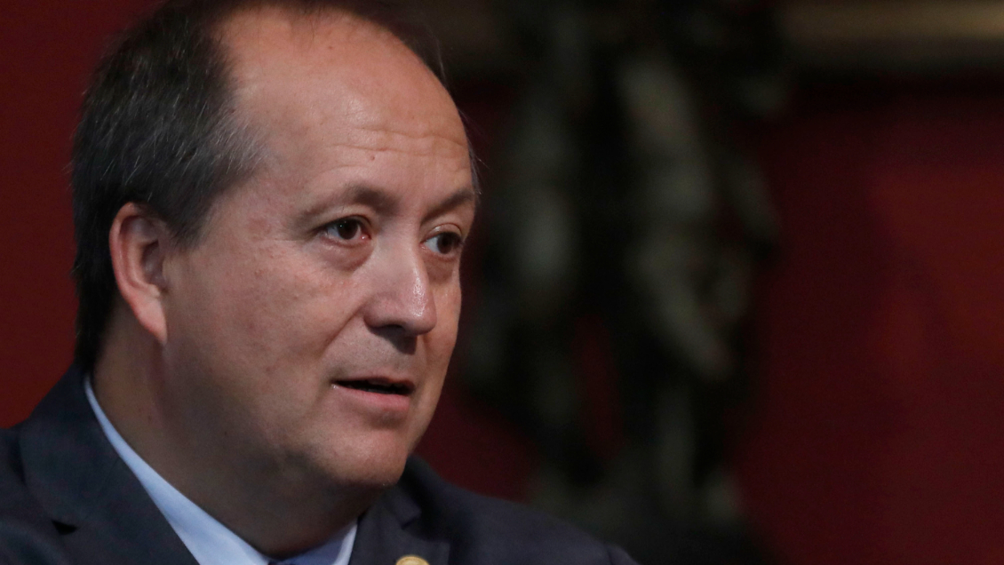 Valencia insistió en que no conoce a Felipe Guevara y defendió su trabajo en Municipio de Lo Barnechea