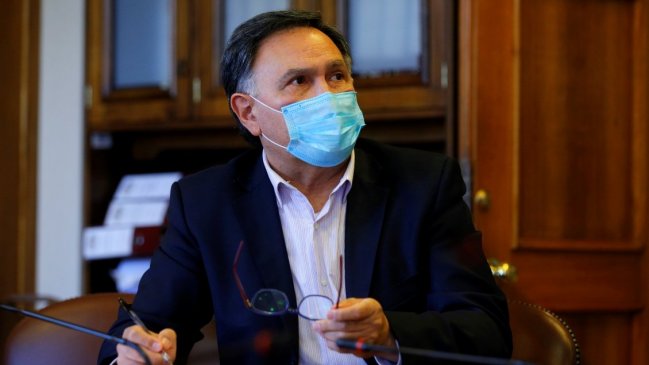 Mellado exige que diputados RN voten en bloque la acusación a Jackson: 