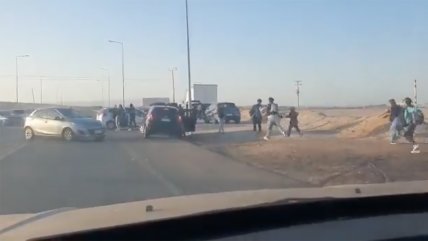   Captan a vehículos recogiendo migrantes indocumentados en el complejo fronterizo Chacalluta 