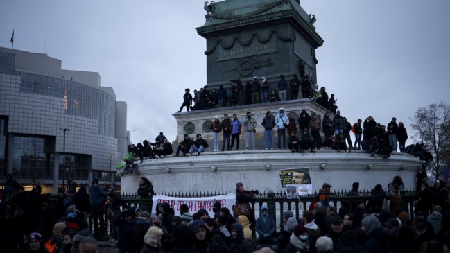 Protestas masivas en Francia contra la reforma de las pensiones del Gobierno