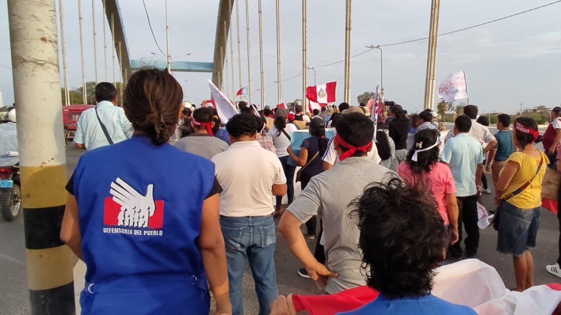 Al menos 76 peruanos heridos en las protestas están hospitalizados