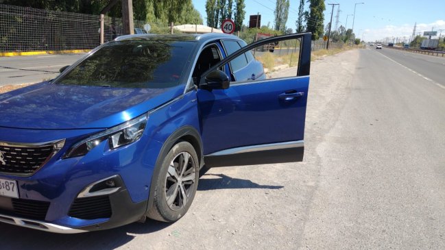 Delincuente intentó atropellar a carabineros dos veces y terminó baleado