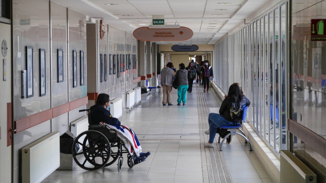 Minsal informó a Fiscalía sobre 35 muertes por brotes bacterianos en hospitales