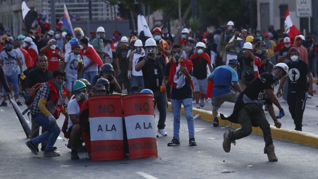 Boluarte pide una tregua mientras protestas continúan en Lima