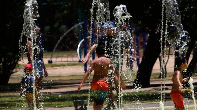 Emiten alerta por altas temperaturas en la zona central: Se registrarán hasta 36°C
