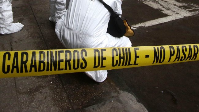 Dos hombres murieron apuñalados en el Persa Biobío
