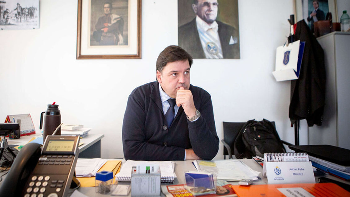 Ministro uruguayo renunció tras haber presumido de un título universitario que no alcanzó