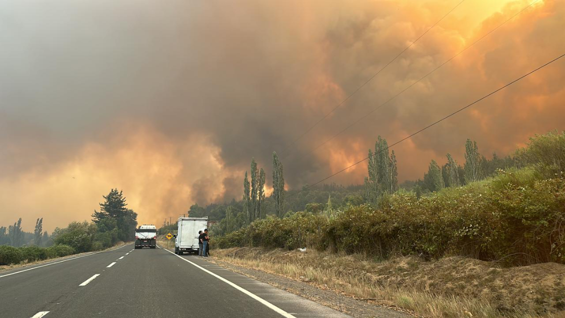 Cinco personas han fallecido en medio del devastador incendio de Santa Juana