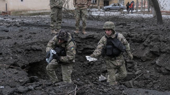 Kiev anuncia liberación de 116 combatientes ucranianos en intercambio de prisioneros con Rusia