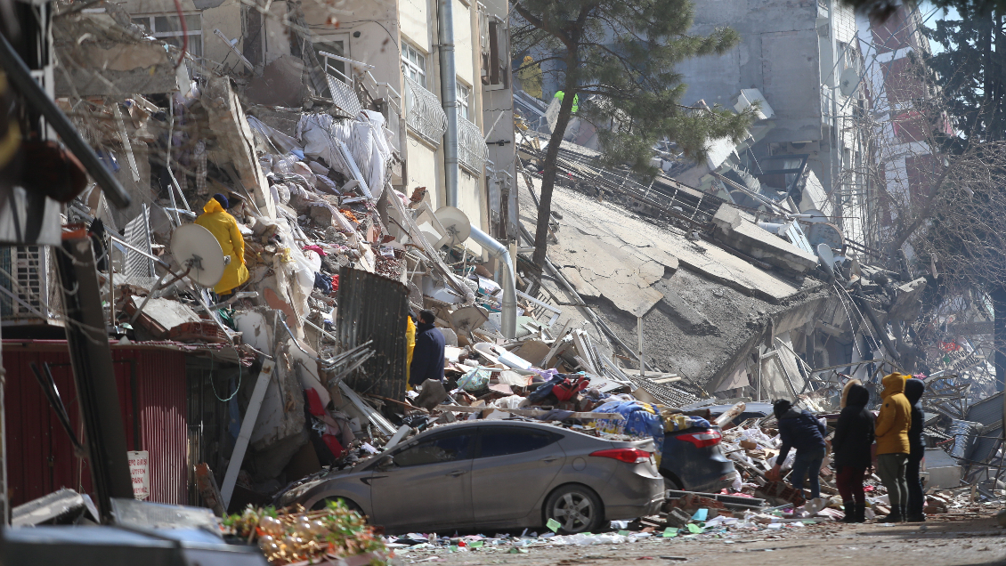 Turquía declaró tres meses de estado de emergencia en las zonas terremoteadas