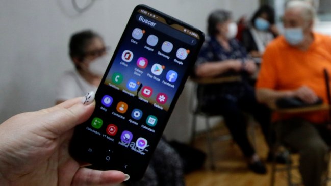 Anuncian beneficio de telefonía móvil para afectados en las regiones azotadas por incendios forestales