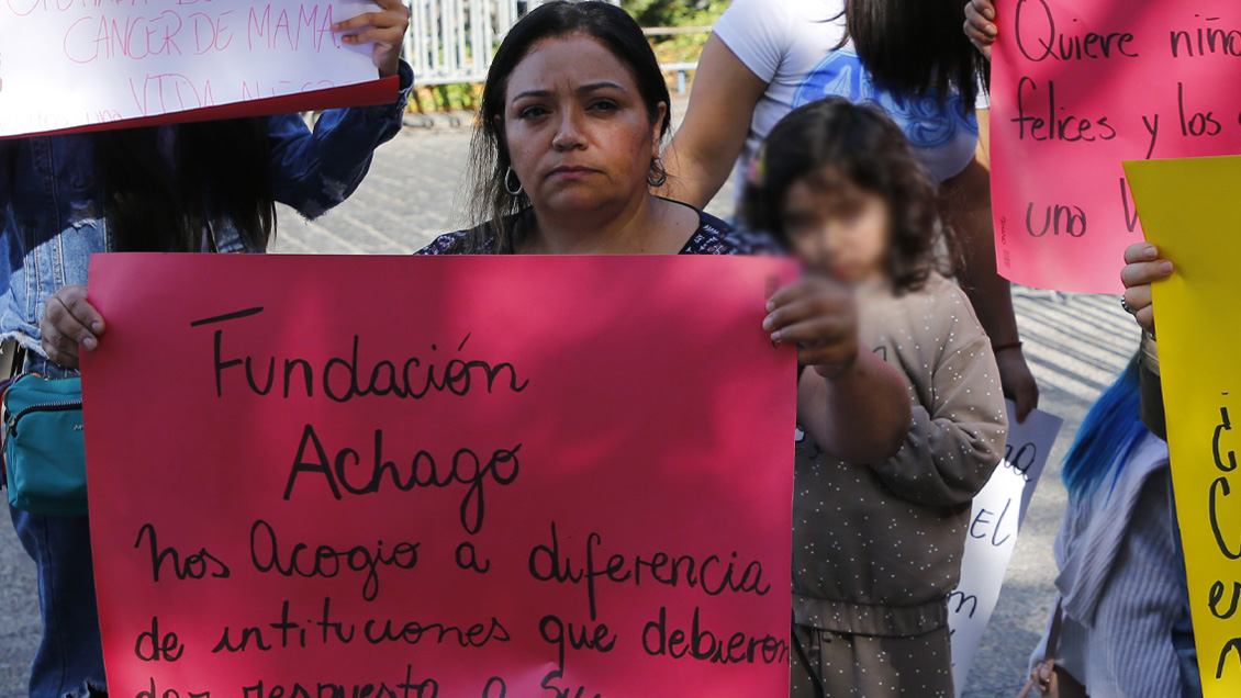 Niña de siete años padece cáncer de mama y su familia acusa mala praxis médica