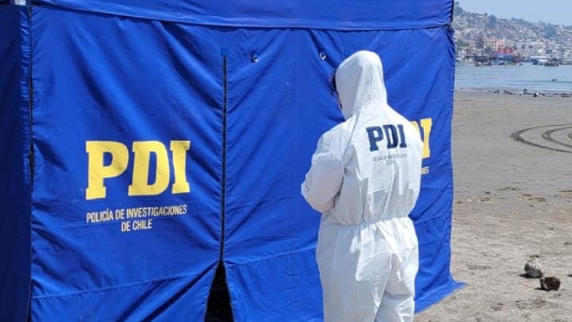 Una persona fallecida fue encontrada flotando en el mar en Coquimbo