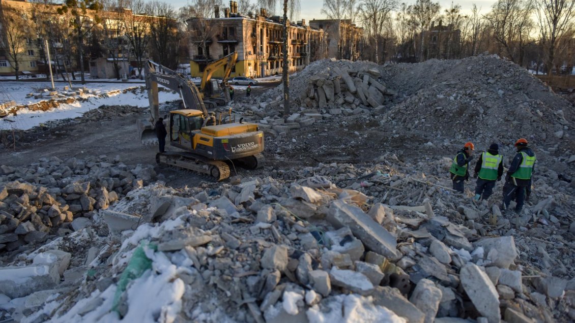 Rusia acelera el paso en Ucrania en vísperas del aniversario de la contienda