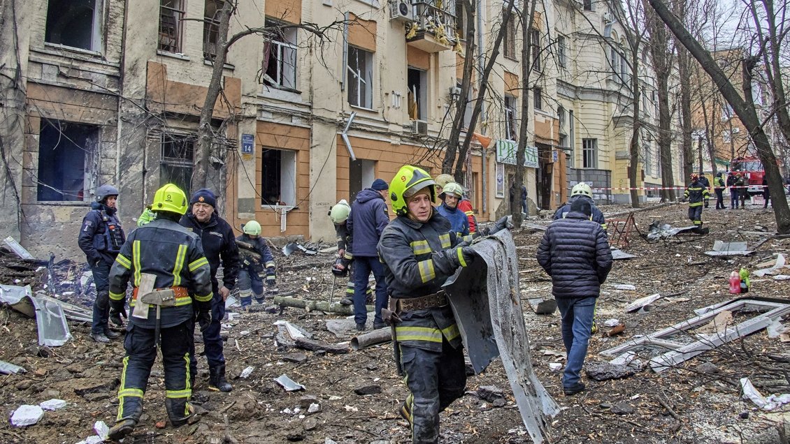 Stoltenberg urge a acelerar entrega de munición a Ucrania para “salvar vidas”