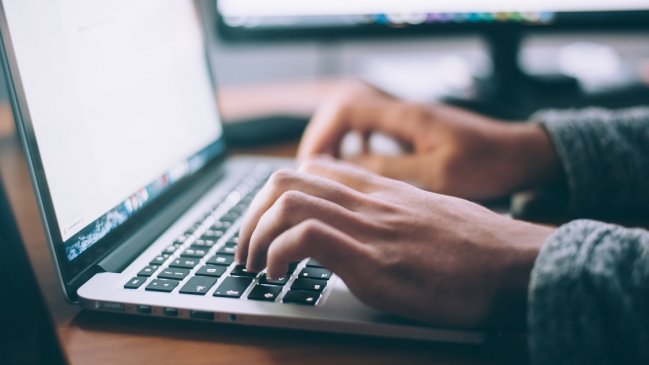 Sitios porno exigirán la edad real de sus usuarios en Francia