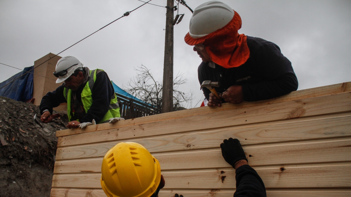 Techo: Las viviendas para damnificados por incendios deben estar 
