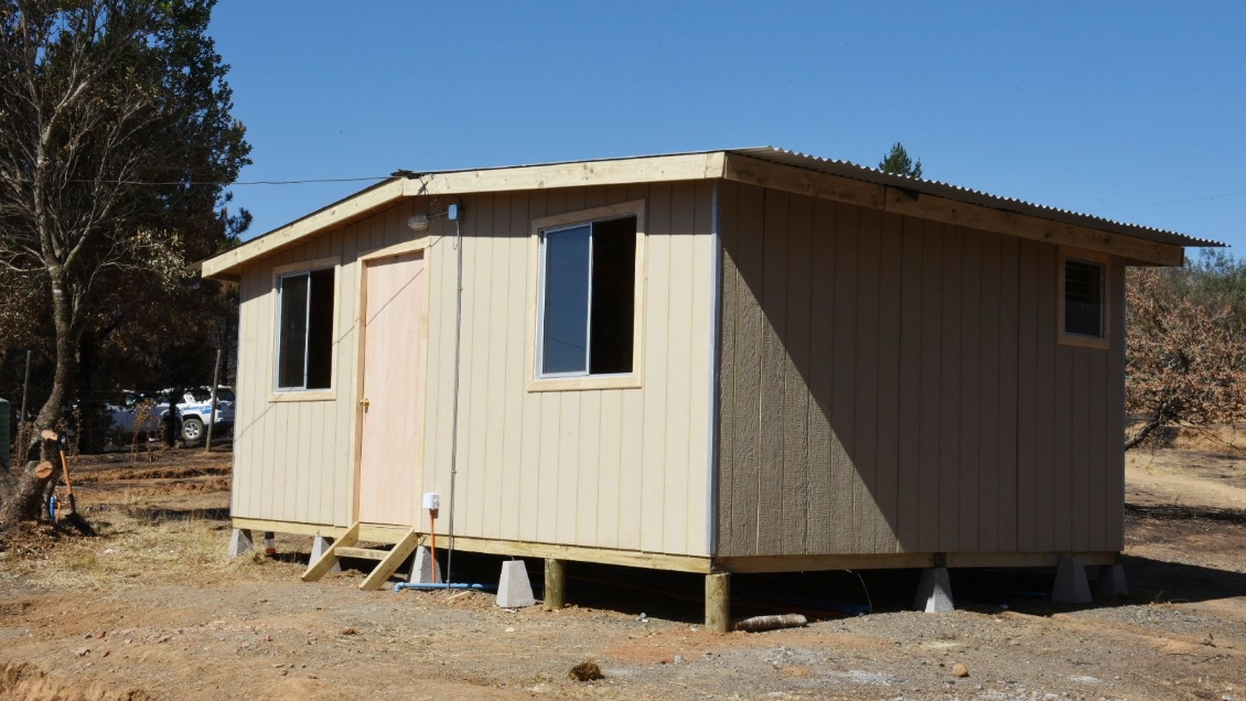 Familia de Purén recibió la primera casa de emergencia entregada en Malleco