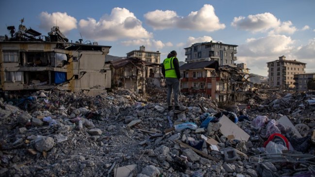 Las víctimas fatales por el terremoto en Turquía supera los 41.000