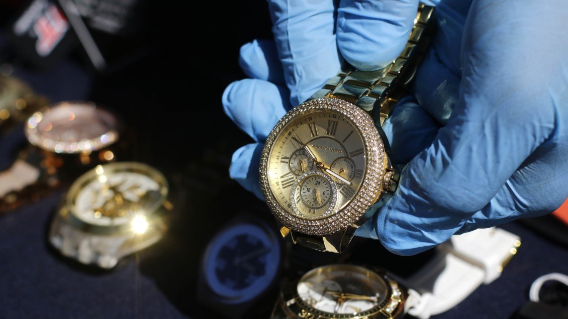 Cayó banda de latinoamericanos que robaba relojes de lujo en Madrid