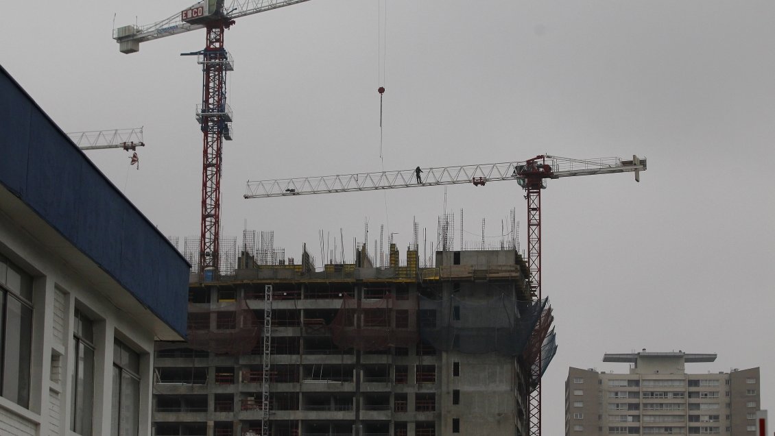 Corte de Santiago invalidó permiso de edificación de dos torres de más de 30 pisos en Providencia