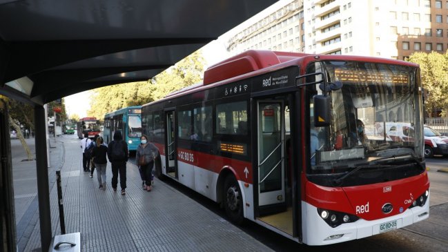  Gobierno extenderá congelamiento de tarifas del transporte público  