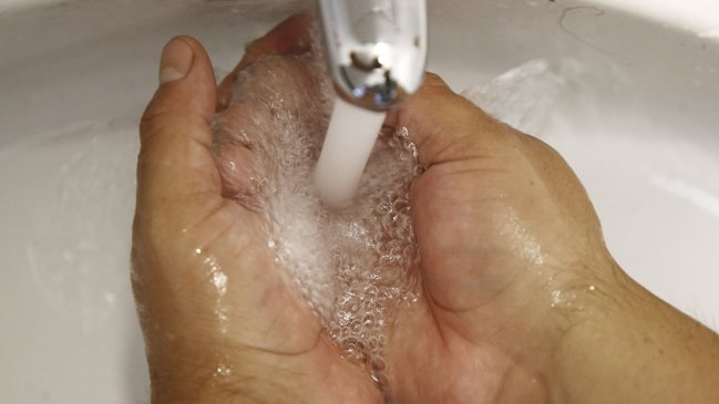  Gobierno busca elevar cobros mensuales a consumidores excesivos de agua  